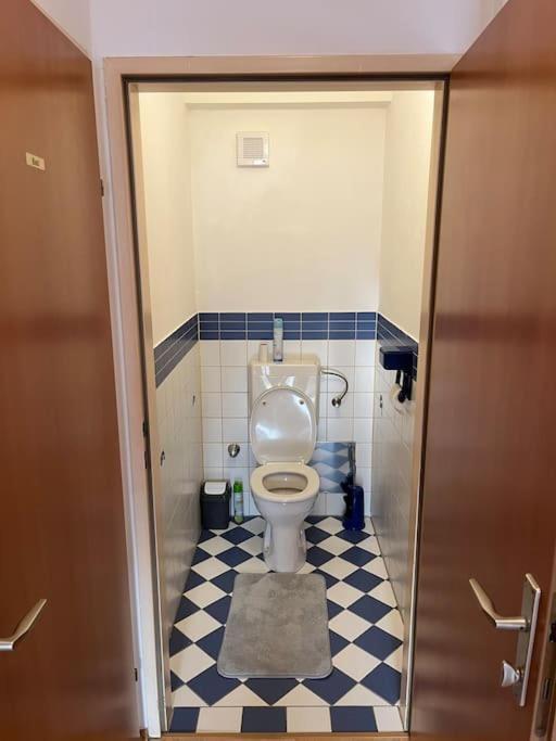 Apartment In Einer Ruhigen Umgebung In Graz Esterno foto